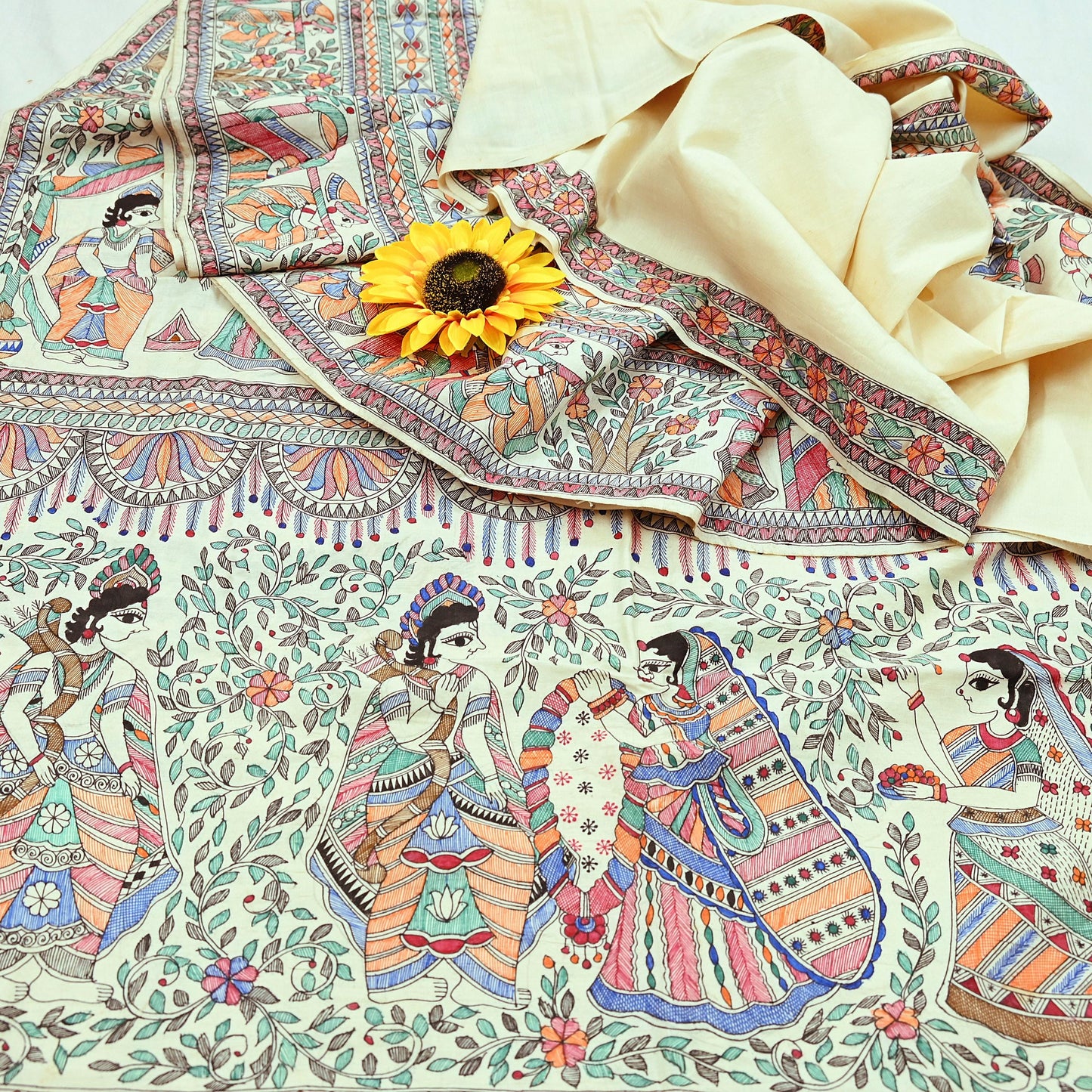 Indian Vintage Ivory Saree Pure Silk Hand Painted MadhuBani Sari Craft Fabric 5yd Ethnic Wear Sari Floral Dress Designing