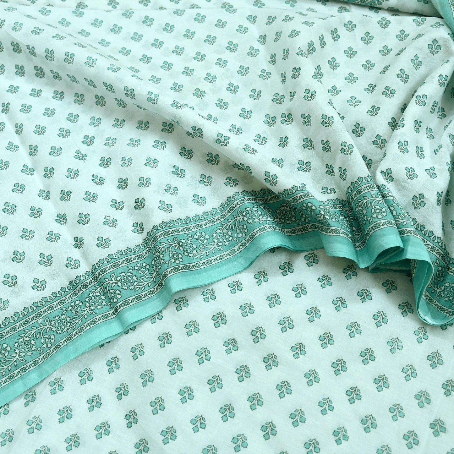 Vintage Floral Print Cotton Sari - Green & White Indian Fabric 5Yd
