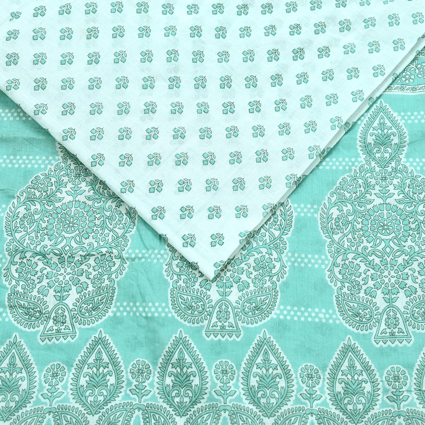 Vintage Floral Print Cotton Sari - Green & White Indian Fabric 5Yd