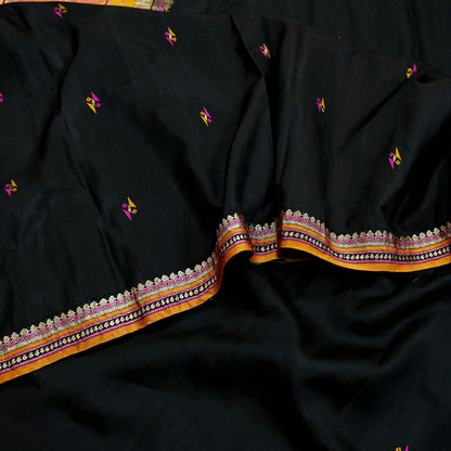 Indian Vintage Black & Mustard Hand Woven Saree 100% Pure Silk Zari 5Yd Floral Craft Fabric Quilting Dress making For Designing