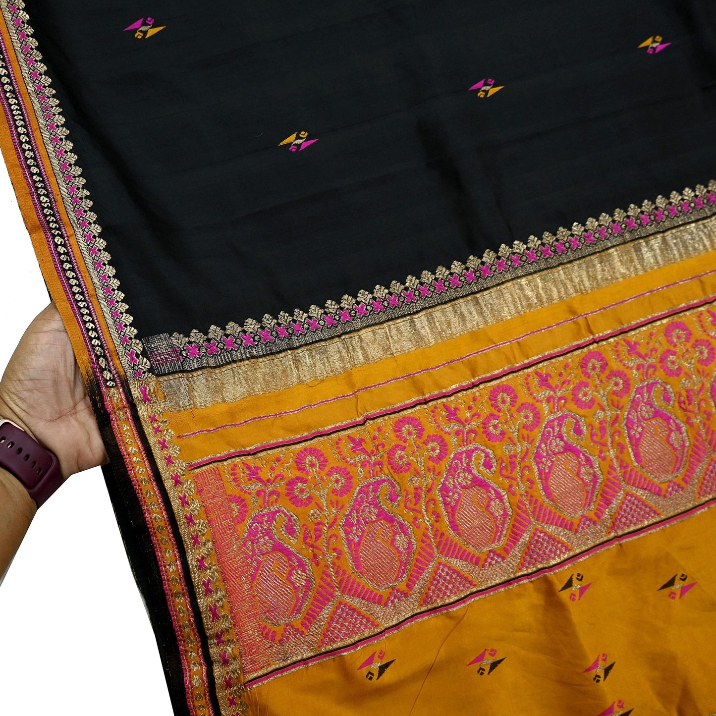 Indian Vintage Black & Mustard Hand Woven Saree 100% Pure Silk Zari 5Yd Floral Craft Fabric Quilting Dress making For Designing