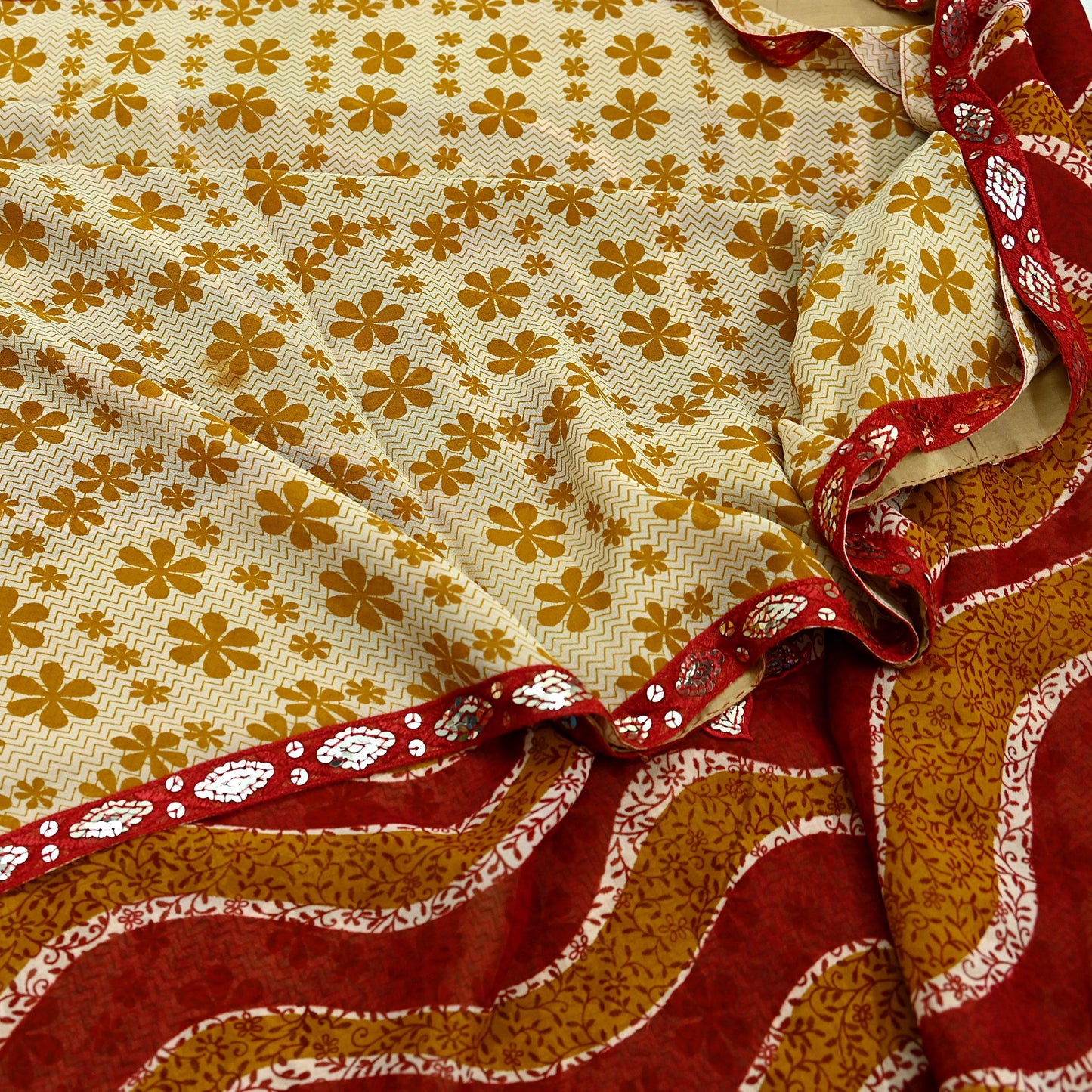 Indian Vintage Saree Pure Georgette Silk Embroidered Sari Craft Fabric 5Yd Ethnic Soft Dress making Crafting Quilting