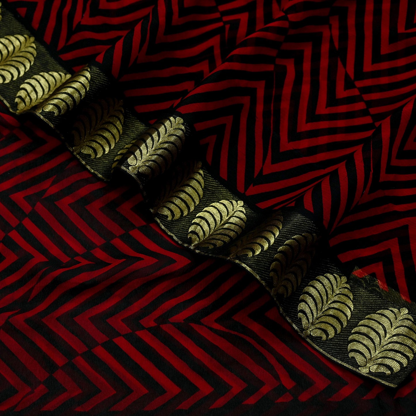 Women Vintage Sari Red & Black Pure Chiffon Silk Printed Saree Craft Fabric Sewing 5Yard Soft Light Dress Making Floral Zari