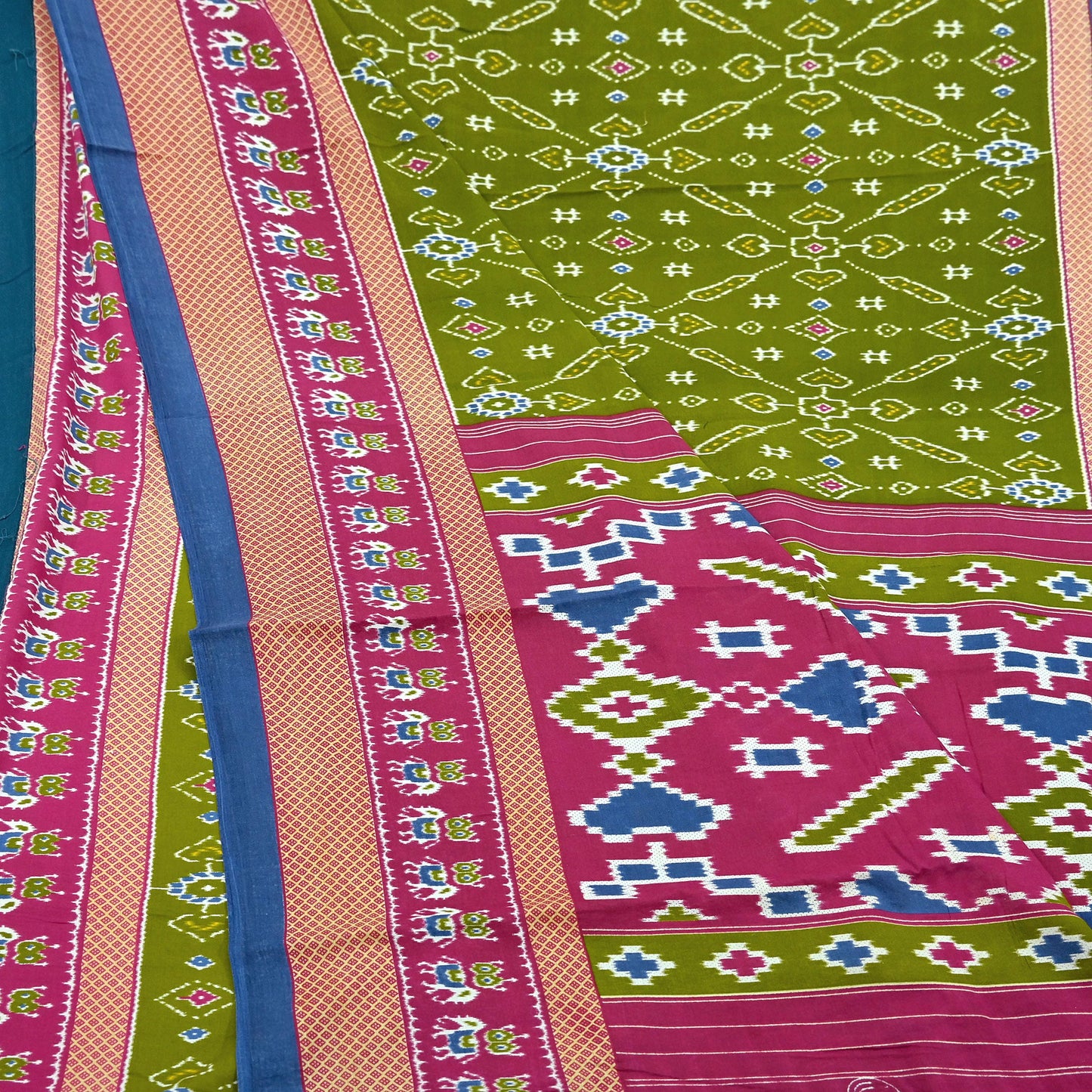 Indian Vintage Green Saree Printed Pure Cotton Sari Craft Fabric 5Yd Sewing Soft Sarong Wrap Boho Floral Dress Making Quilting Crafting Used