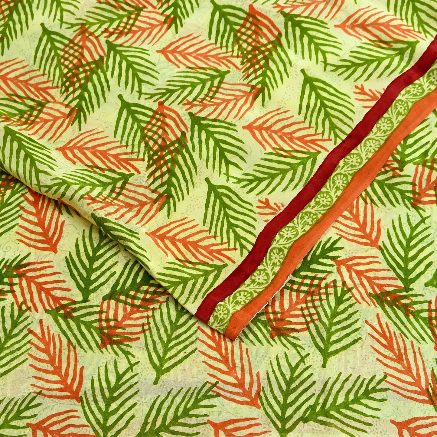 Indian Vintage Saree Pure Crepe Silk Printed Sari Fabric 5yd Sewing Floral Soft Craft Fabric Wrap Dress making Quilting Upcycle