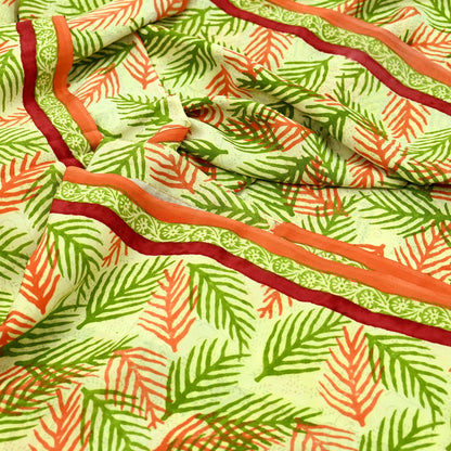 Indian Vintage Saree Pure Crepe Silk Printed Sari Fabric 5yd Sewing Floral Soft Craft Fabric Wrap Dress making Quilting Upcycle