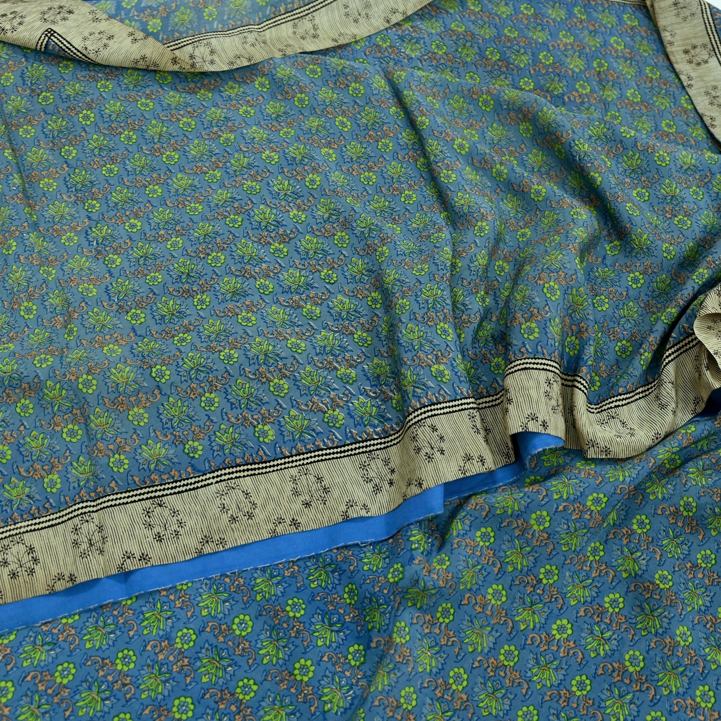 Indian Vintage Sari Ivory & Blue Pure Crepe Silk Printed Sarees 5yard Sewing Floral Soft Craft Fabric Wrap