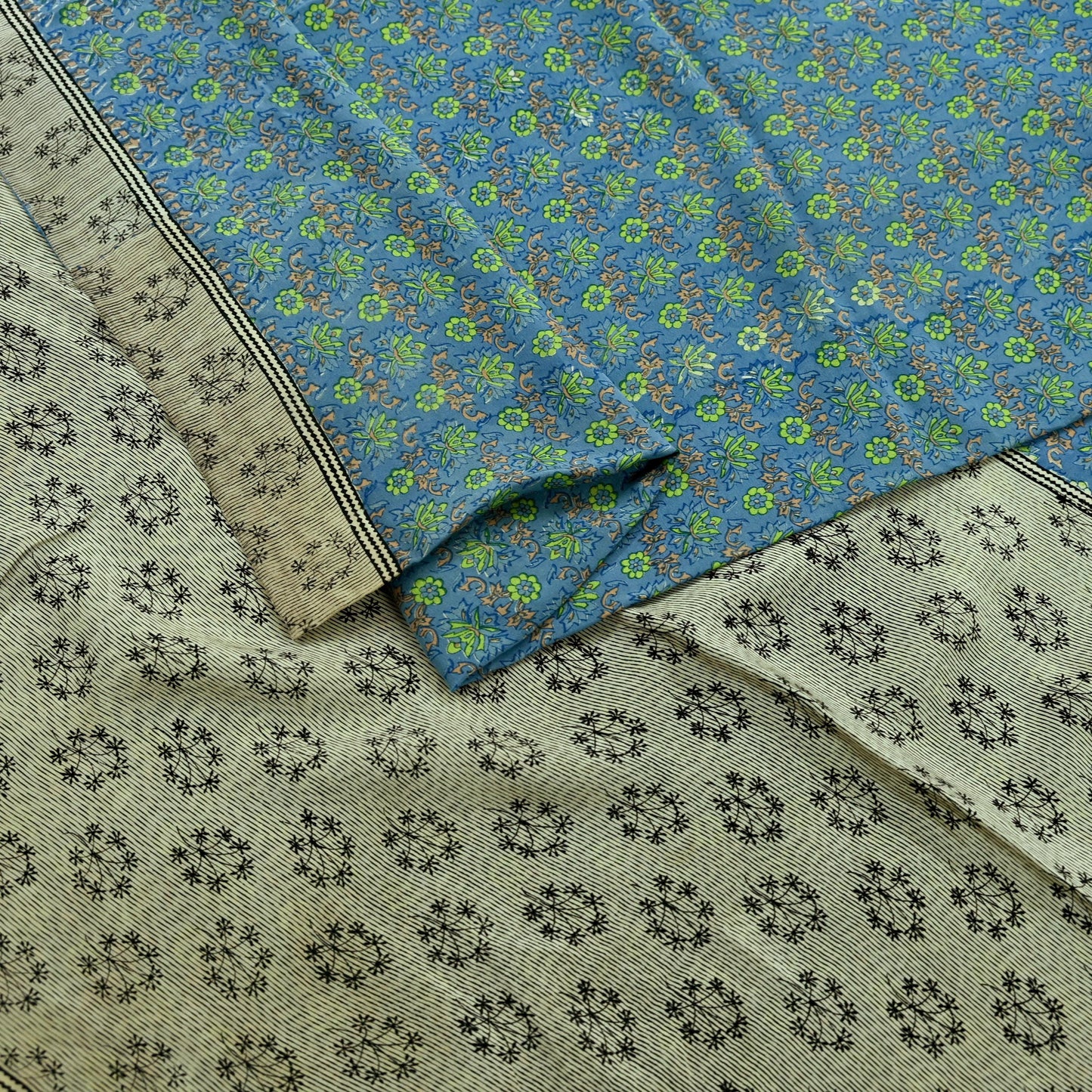 Indian Vintage Sari Ivory & Blue Pure Crepe Silk Printed Sarees 5yard Sewing Floral Soft Craft Fabric Wrap