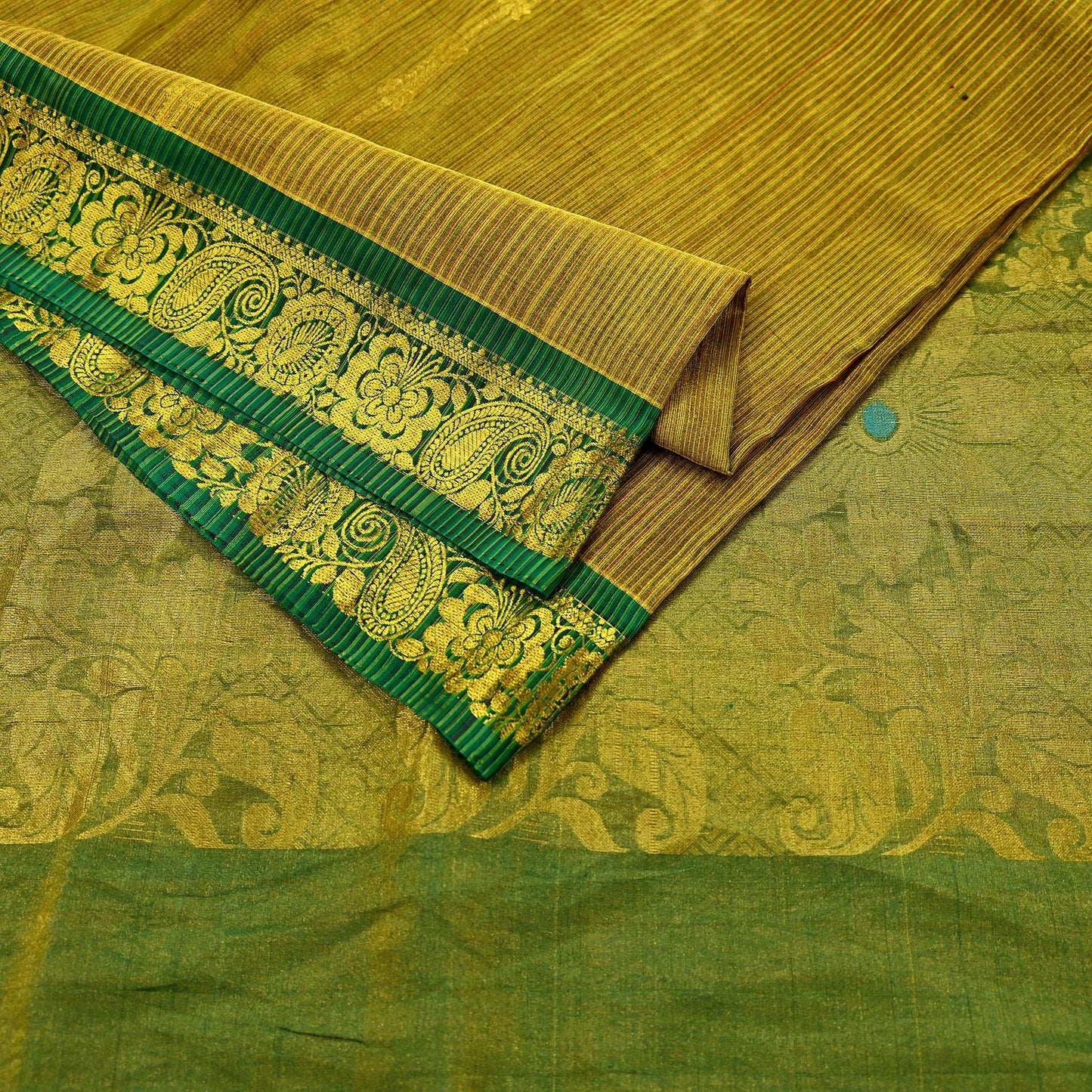 Indian Vintage Heavy Green & Golden Kanjivaram Saree 100% Pure Silk Sari Metallic Zari 5Yd Floral Crafting Dress making Ethnic Fringes