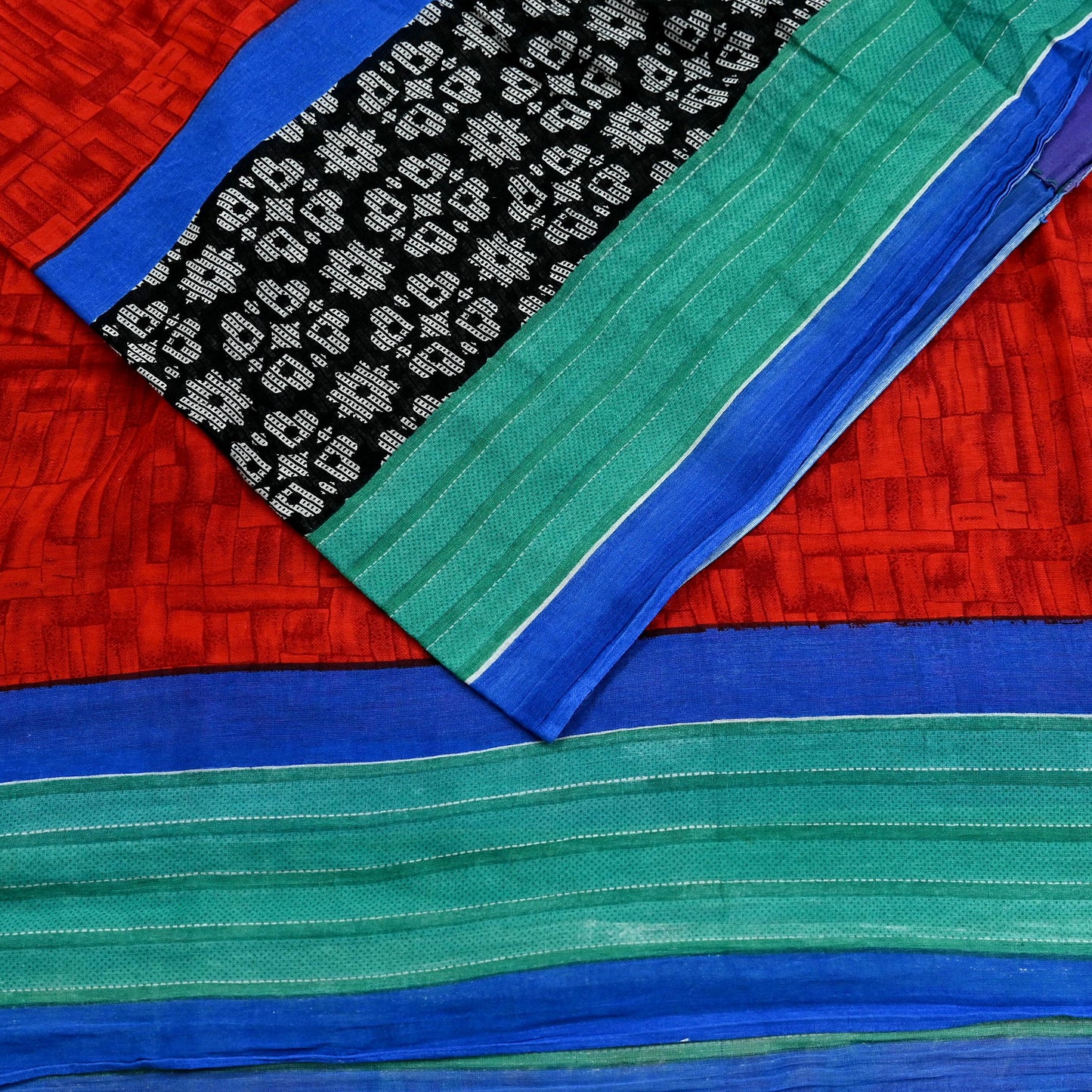 Indian Vintage Sari Red & Blue Printed 100% Pure Cotton Saree Craft Fabric 5Yard Sewing Sarong Wrap Boho Floral