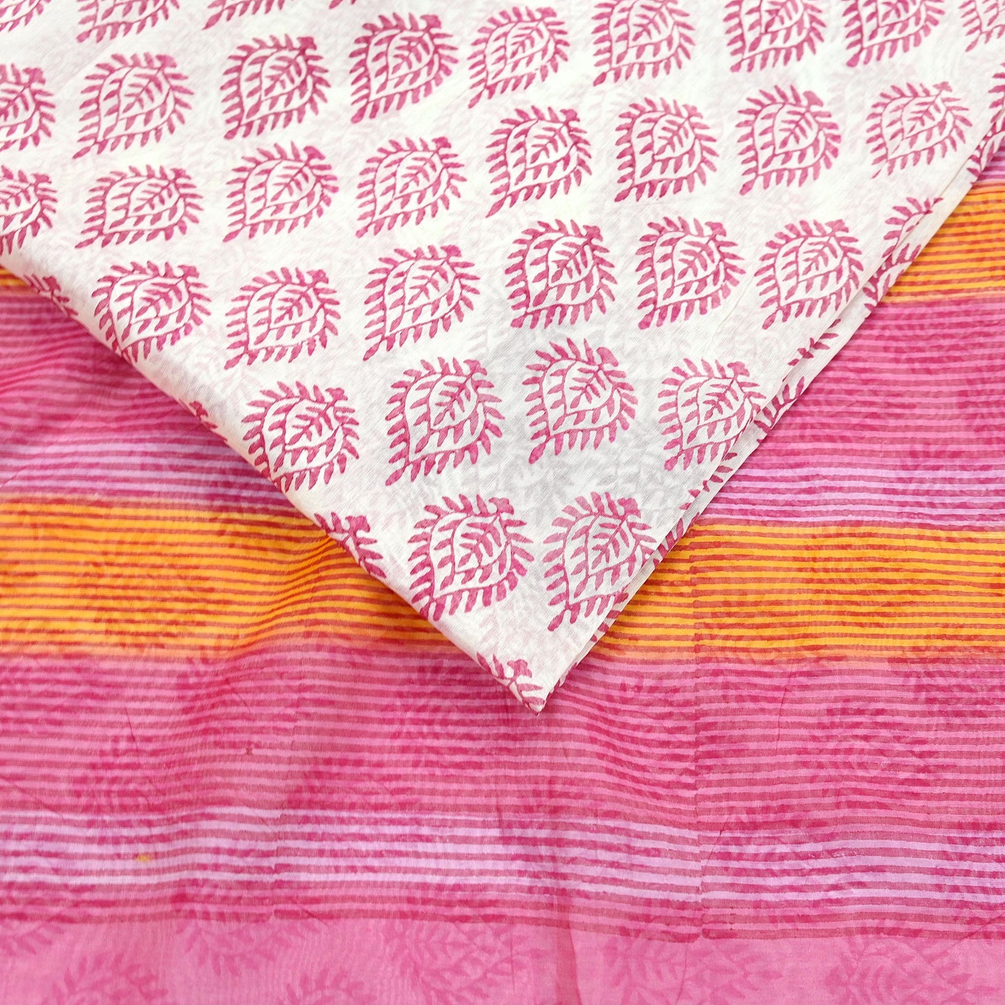 Indian Vintage Sari White & Pink Printed Pure Cotton Sarees Craft Fabric 5Yd Soft Sewing Sarong Wrap Boho Floral Quilting Dress making