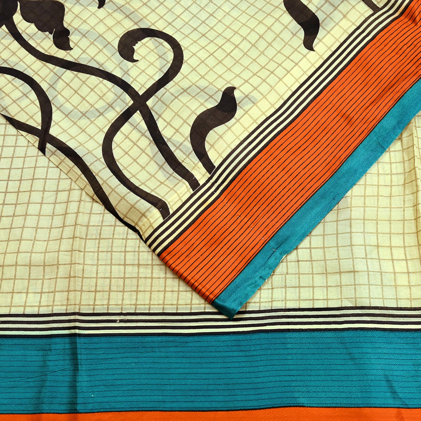 Indian Vintage Sari Ivory & Black Printed Pure Silk Sarees 5yd Sewing Craft Fabric DressMaking Soft Wrap Upcycle Quilting Crafting Used