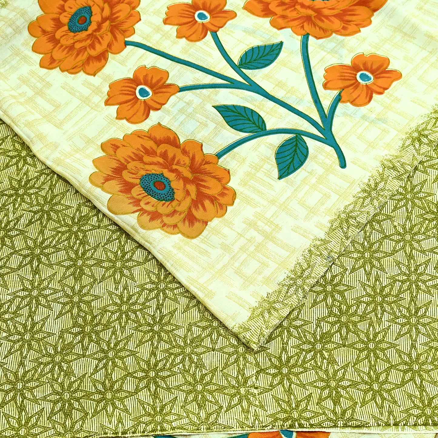 Indian Vintage Saree Ivory & Green Moss Crepe Digital Printed Sari Fabric 6yd Sewing Soft Craft Fabric Dressmaking Dress Designing Quilting