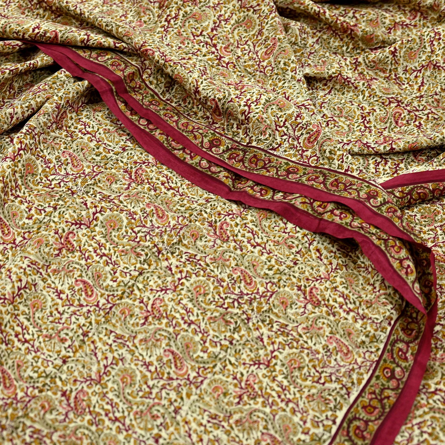 Indian Vintage Sari Beige Pure Silk Printed Saree 6Yards Soft Floral Fabric for Dressmaking, Quilting, Crafting, Sewing, Dress Making