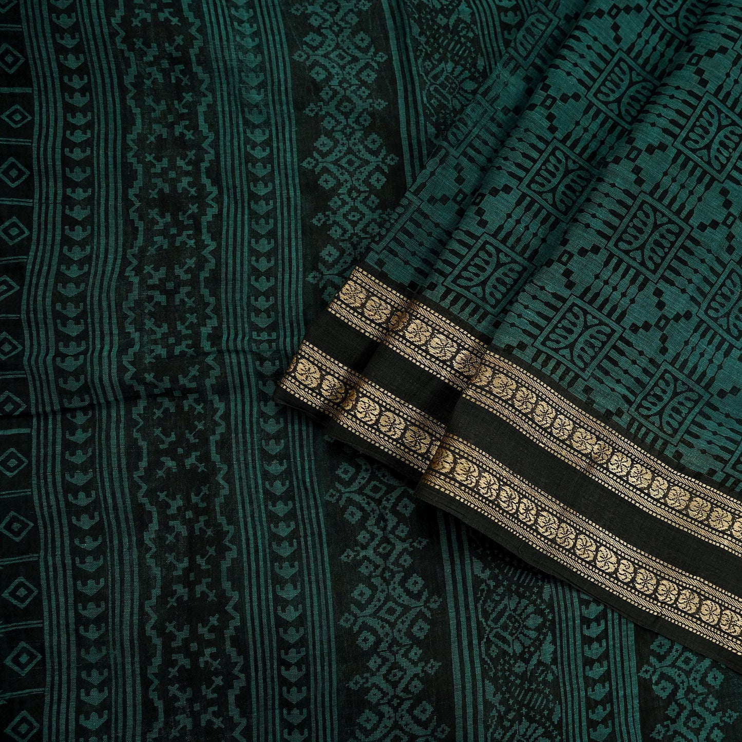 Indian Vintage Saree Black & Green Printed Pure Cotton Sari Fabric Soft Floral 5Yd Sarong Wrap Boho Fabric Kimono