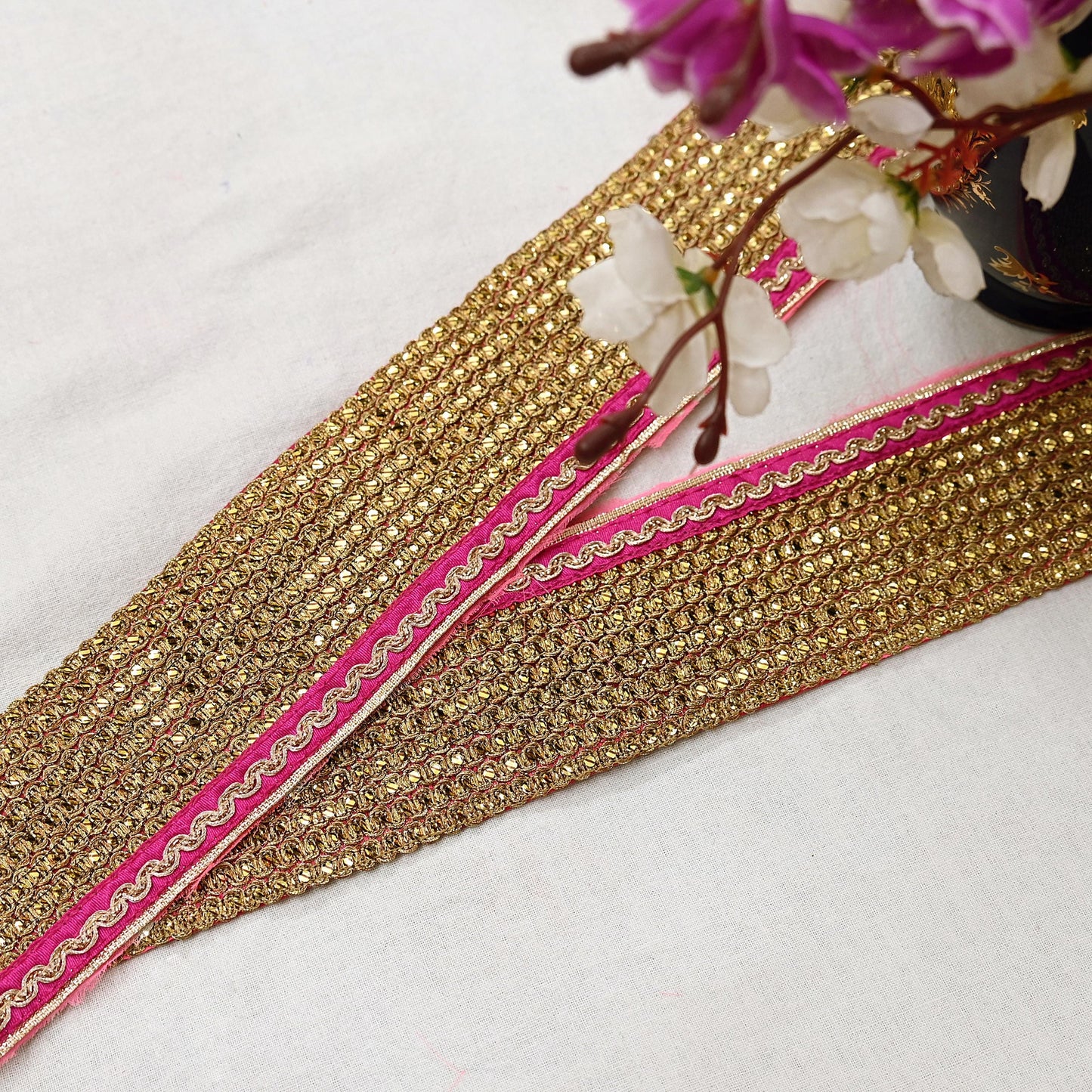 Indian Vintage Golden & Pink Saree Border Hand Embroidered 1yd Craft Trim Lace Sewing Sari Ribbon chanderi