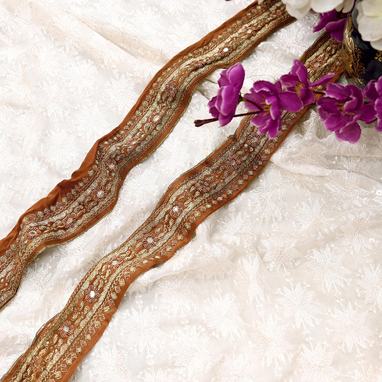 Indian Vintage Sari Border Pure Satin Silk Hand Embroidered 1yd Craft Trim Lace Sewing Sari Ribbon Recycled Dress making Zardozi