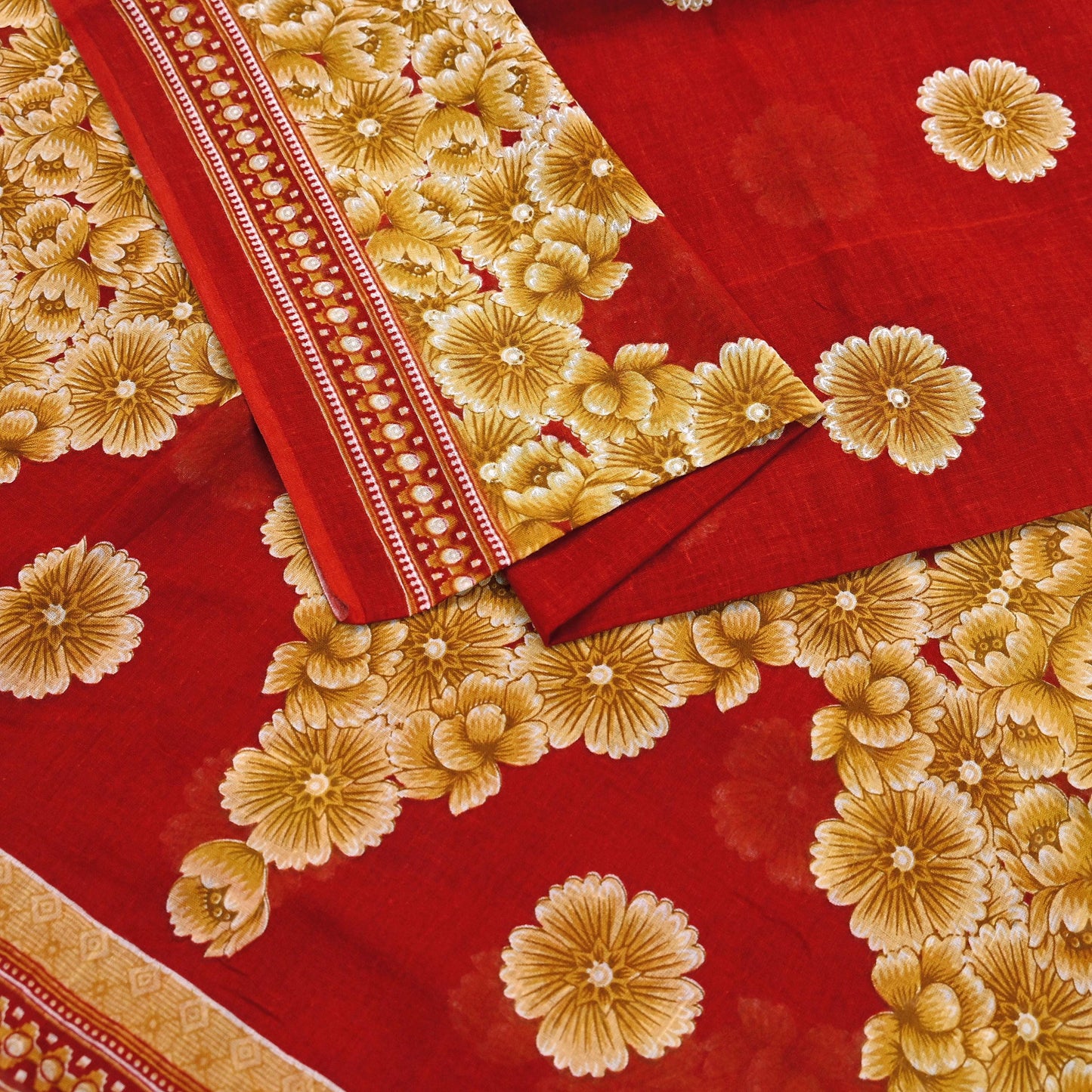 Indian Vintage Red Saree Printed Pure Cotton Sari Craft Fabric Soft 5Yd Sewing Sarong Wrap Boho Quilting Crafting Upcycle Dress making