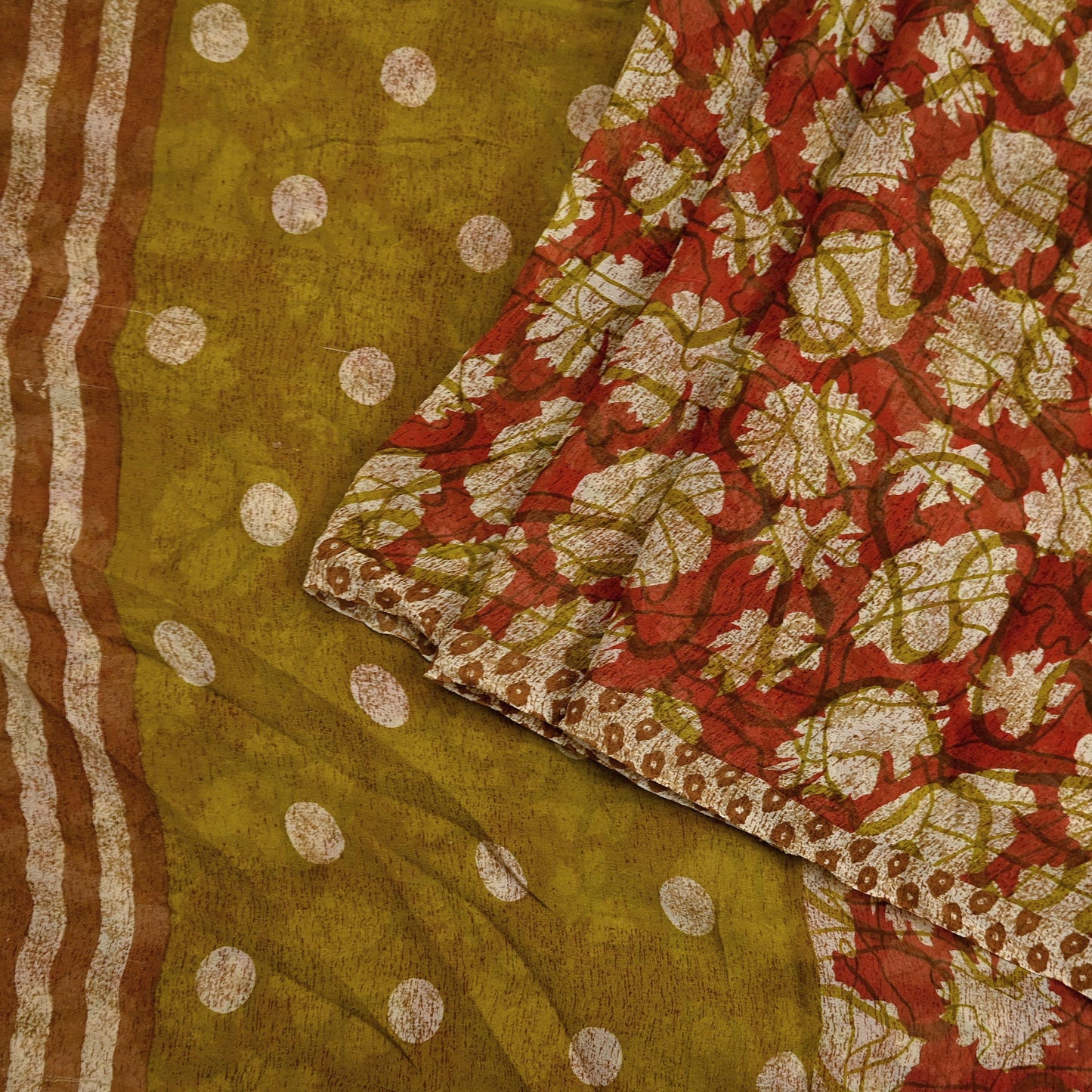 Women Vintage Sari Red & Green 100% Pure Georgette Silk Printed Saree Craft Fabric Sewing 5Yd Soft Sari Dress Making