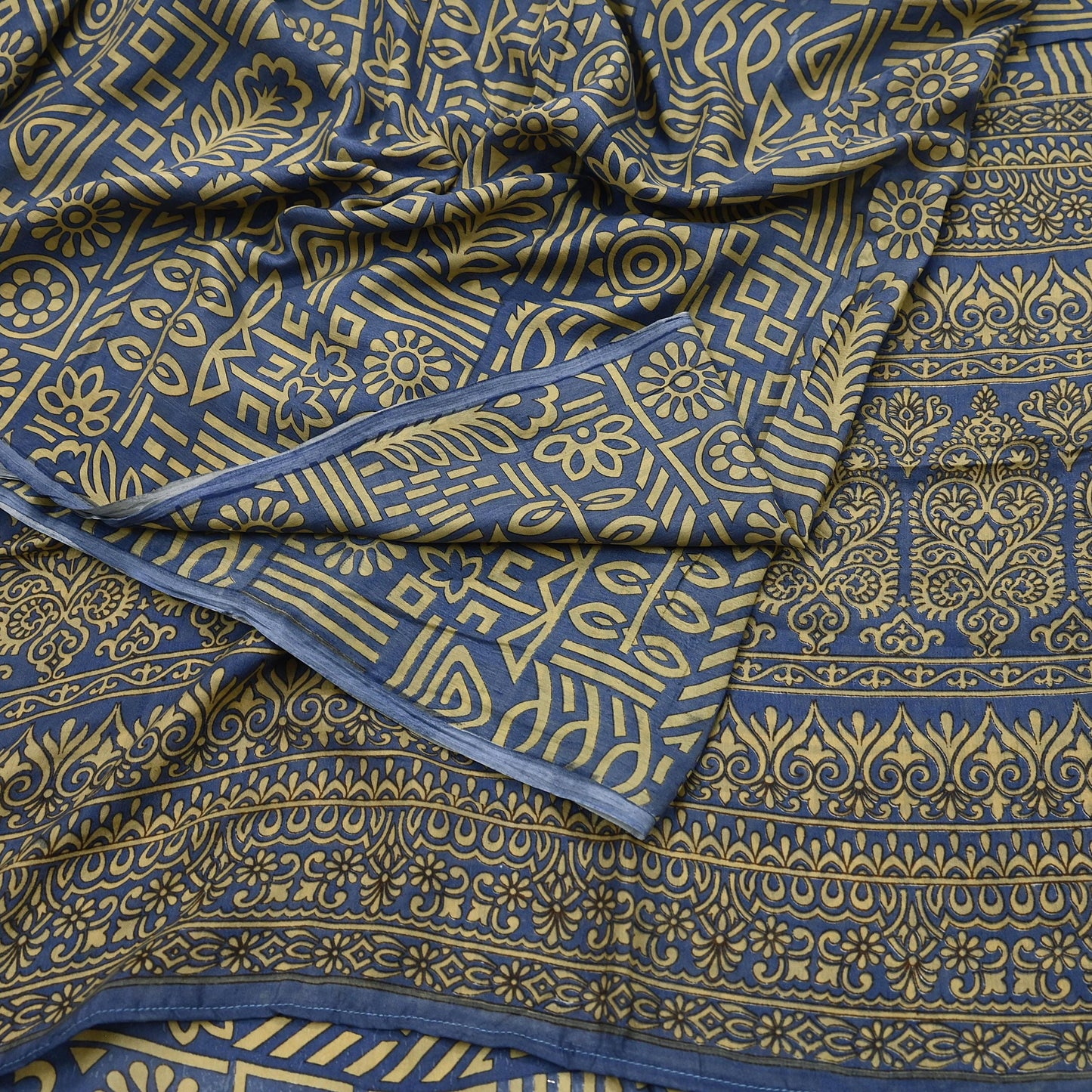 Indian Vintage Sari Beige & Gray 100% Pure Silk Printed Saree 5yd Sewing Craft Fabric Dress Making Soft Crafting Quilting Upcycle Used