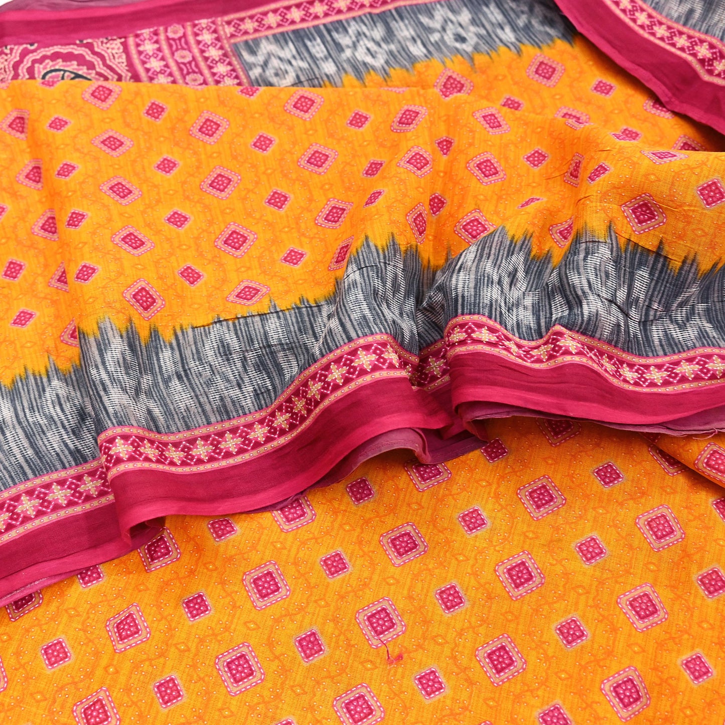 Indian Vintage Sari Pink & Saffron Printed 100% Pure Cotton Sarees Craft Fabric 5Yd Soft Sewing Sarong Wrap Floral Boho Quilting Crafting