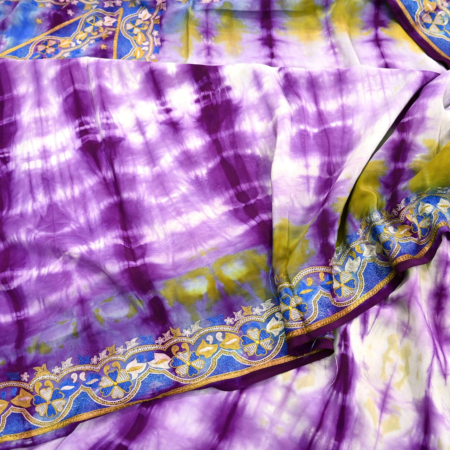 Indian Vintage Blue & Purple Saree Pure Crepe Silk Hand Embroidered Tie-Dye Sari Fabric 5yard Craft Ethnic Zardozi