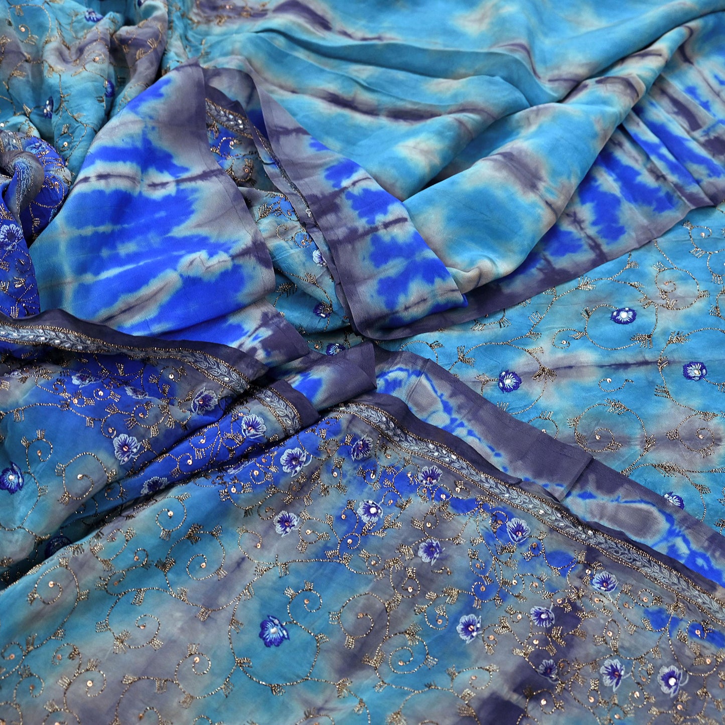 Indian Vintage Saree Pure Crepe Silk Hand Embroidered Tie-Dye Sari Fabric 5yard Sewing Craft Fabric Ethnic Dressmaking Crafting Zardozi Zari