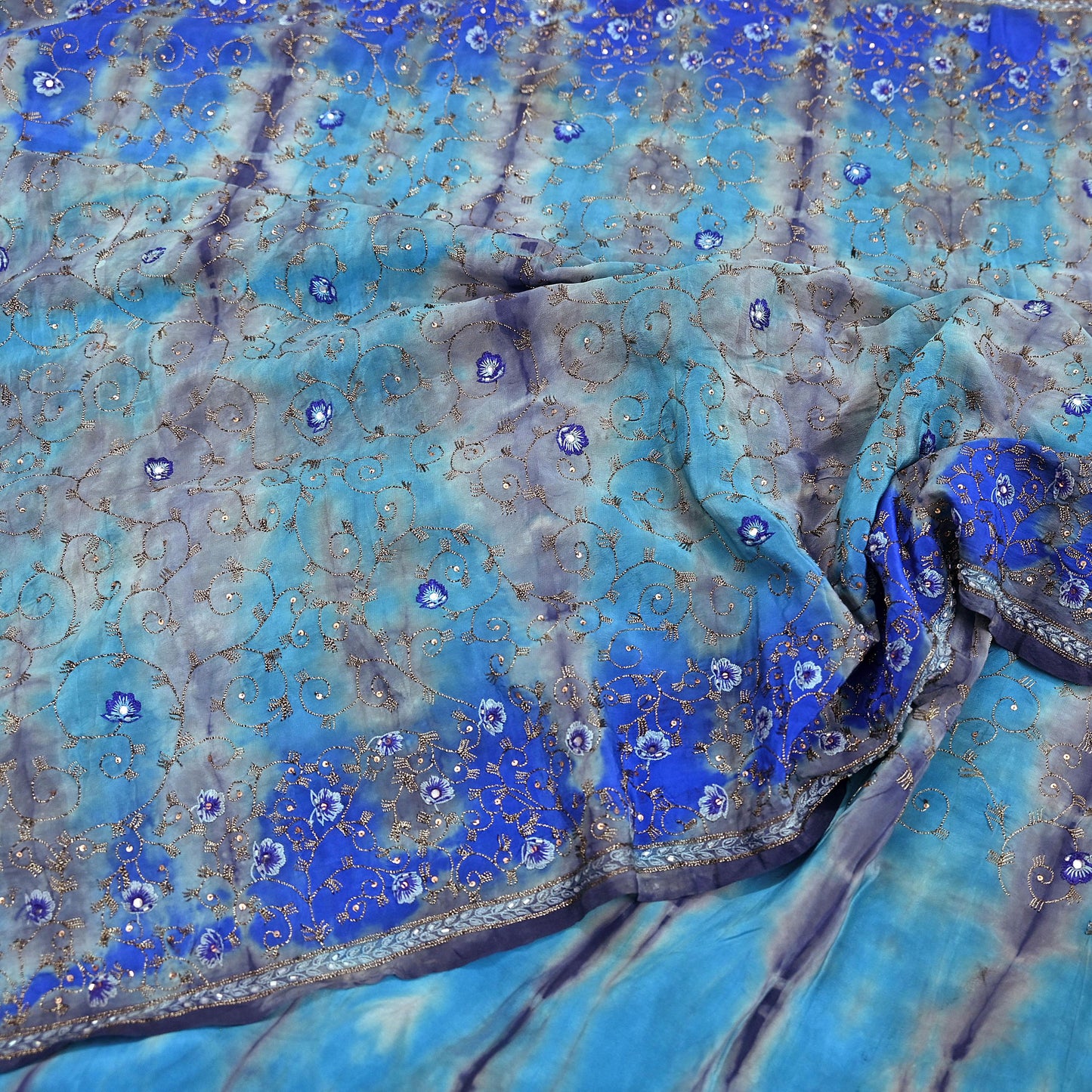 Indian Vintage Saree Pure Crepe Silk Hand Embroidered Tie-Dye Sari Fabric 5yard Sewing Craft Fabric Ethnic Dressmaking Crafting Zardozi Zari