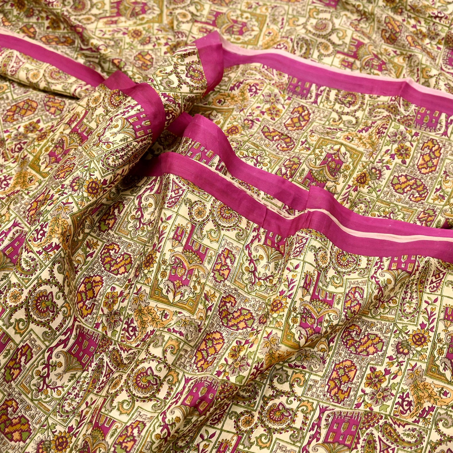Indian Vintage Beige & Purple Pure Silk Printed Saree 5Yards Soft Floral Fabric for Dressmaking, Quilting, Crafting, Sewing, Dress Making