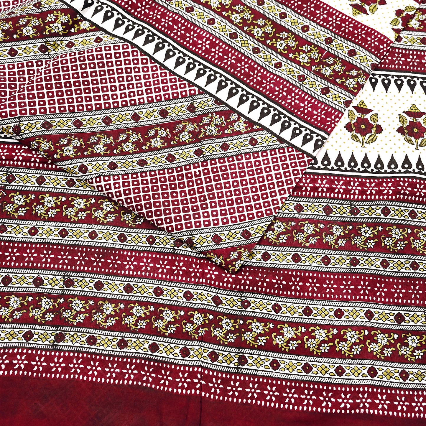 Indian Vintage Sari Maroon & Ivory 100% Pure Silk Printed Sarees 5yd Craft Fabric Sewing Dress Making Floral Quilting Crafting Upcycle Used