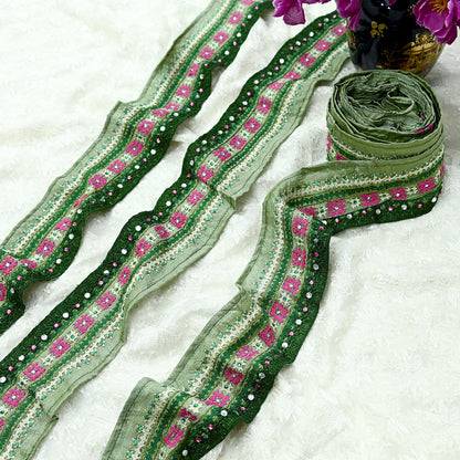 Indian Vintage Sari Border Pure Silk Hand Embroidered crosia 1yd Craft Trim Lace Sewing Sari Ribbon Recycled Dress making Crafting Quilting