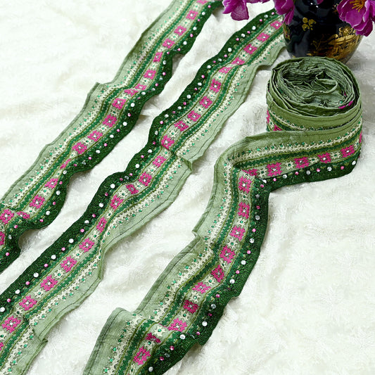Indian Vintage Sari Border Pure Silk Hand Embroidered crosia 1yd Craft Trim Lace Sewing Sari Ribbon Recycled Dress making Crafting Quilting
