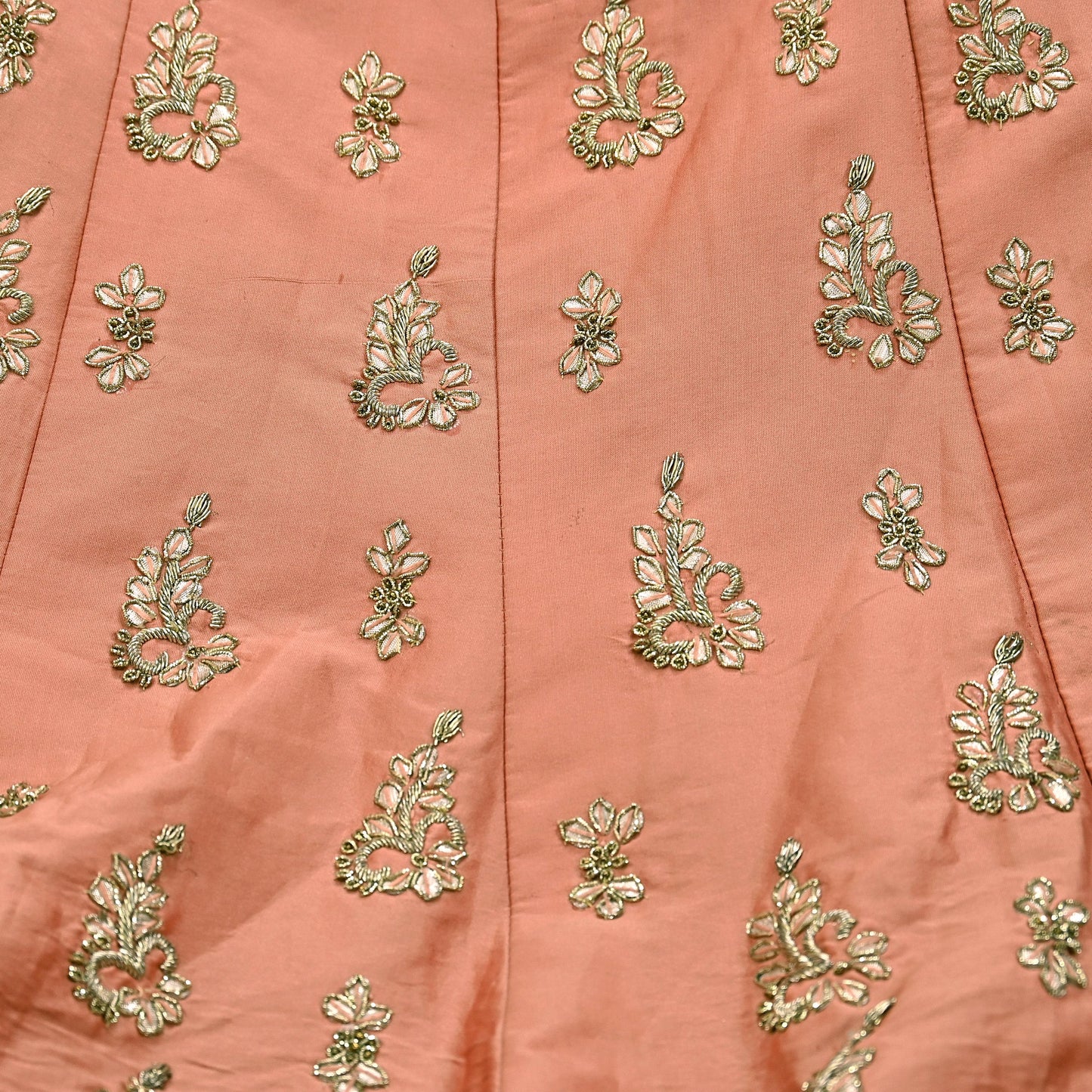 Indian Heavy Peach Hand Embroidered Semi Stitched Lehenga/Skirt Bridal Wear Zardozi/ Dabka Bollywood skirt party wear