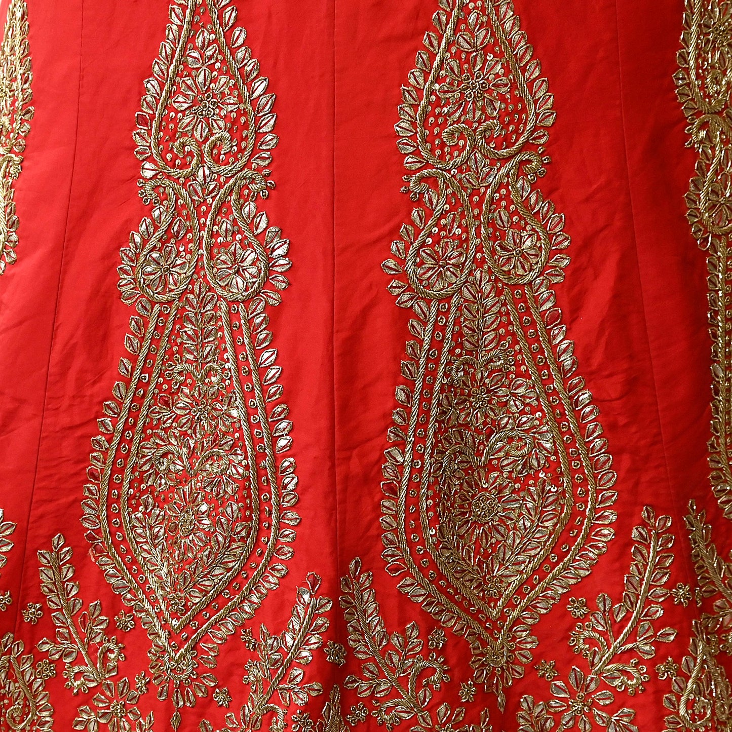 Indian Heavy Red Hand Embroidered Semi Stitched Lehenga/Skirt Bridal Wear Zardozi/ Dabka Bollywood skirt party wear