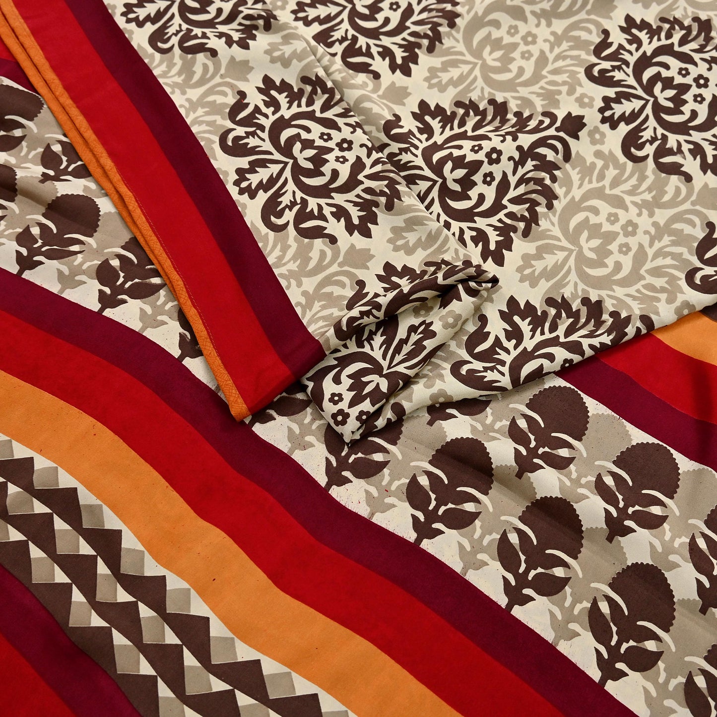 Indian Vintage Saree Brown & Beige Moss Crepe Printed Sari 6 Yards Floral Soft Fabric for Sewing, Dressmaking, Crafting, Quilting