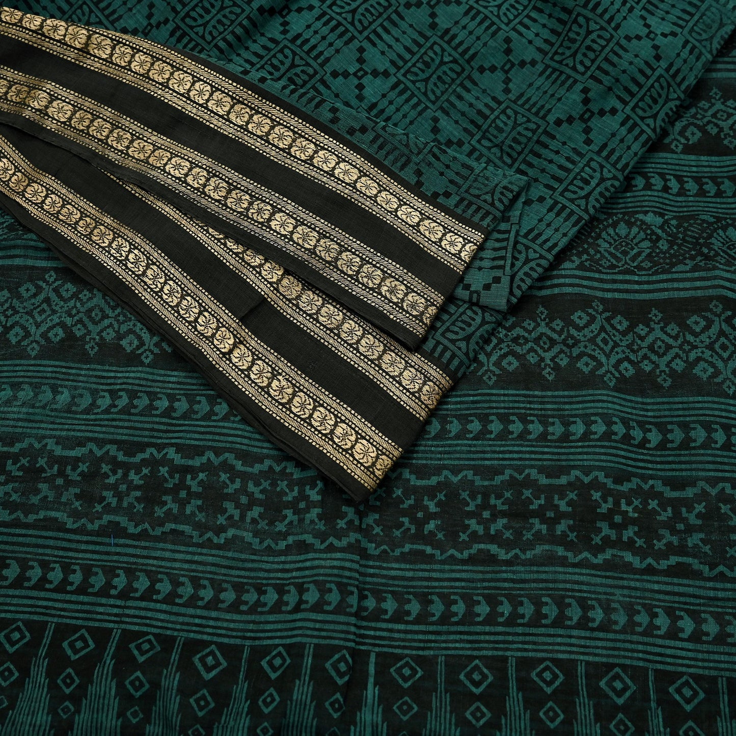 Indian Vintage Saree Black & Green Printed Pure Cotton Sari Fabric Soft Floral 5Yd Sarong Wrap Boho Fabric Kimono