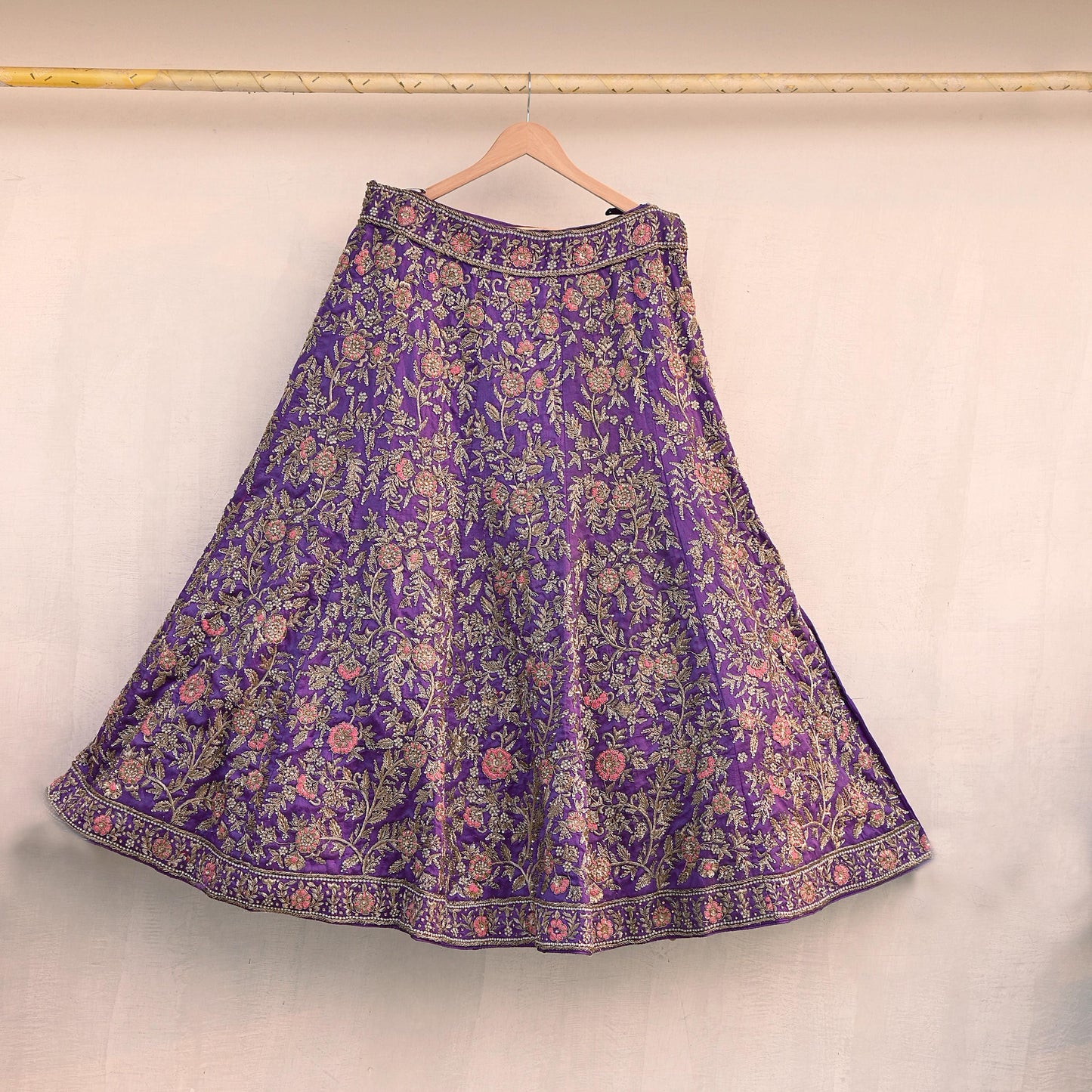 Indian Heavy Purple Hand Embroidered Semi Stitched Lehenga/Skirt Bridal Wear Zardozi/ Dabka Bollywood skirt party wear