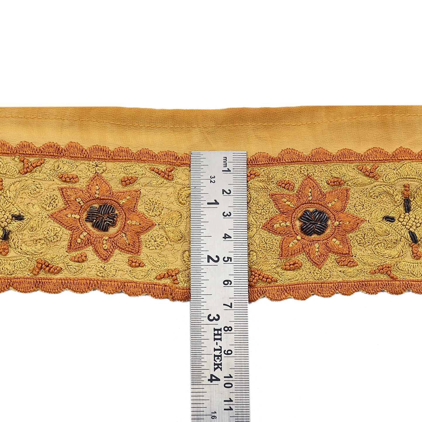 Indian Vintage Sari Border Hand Embroidered Craft Trim Lace Sewing Sari Ribbon Pure Crepe silk 1yd For Dress Making Designing Zari