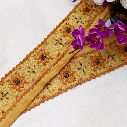 Indian Vintage Sari Border Hand Embroidered Craft Trim Lace Sewing Sari Ribbon Pure Crepe silk 1yd For Dress Making Designing Zari