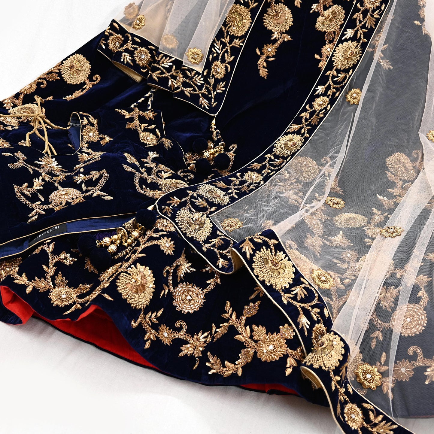 Indian Pre-owned Heavy Blue & Peach Velvet/Net Hand Embroidered Lehenga 3pcs Set By Designer Sabyasachi Bridal Wear With Padded Blouse