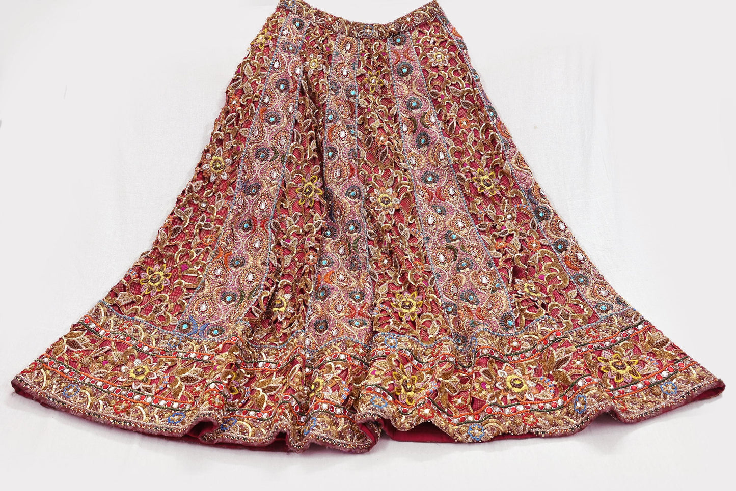 Indian Pre-Owned Heavy Wedding Red Pure Satin Silk Hand Embroidered Lehenga/Skirt Designer By Manish Malhotra Bridal Wear Zardozi/ Dabka