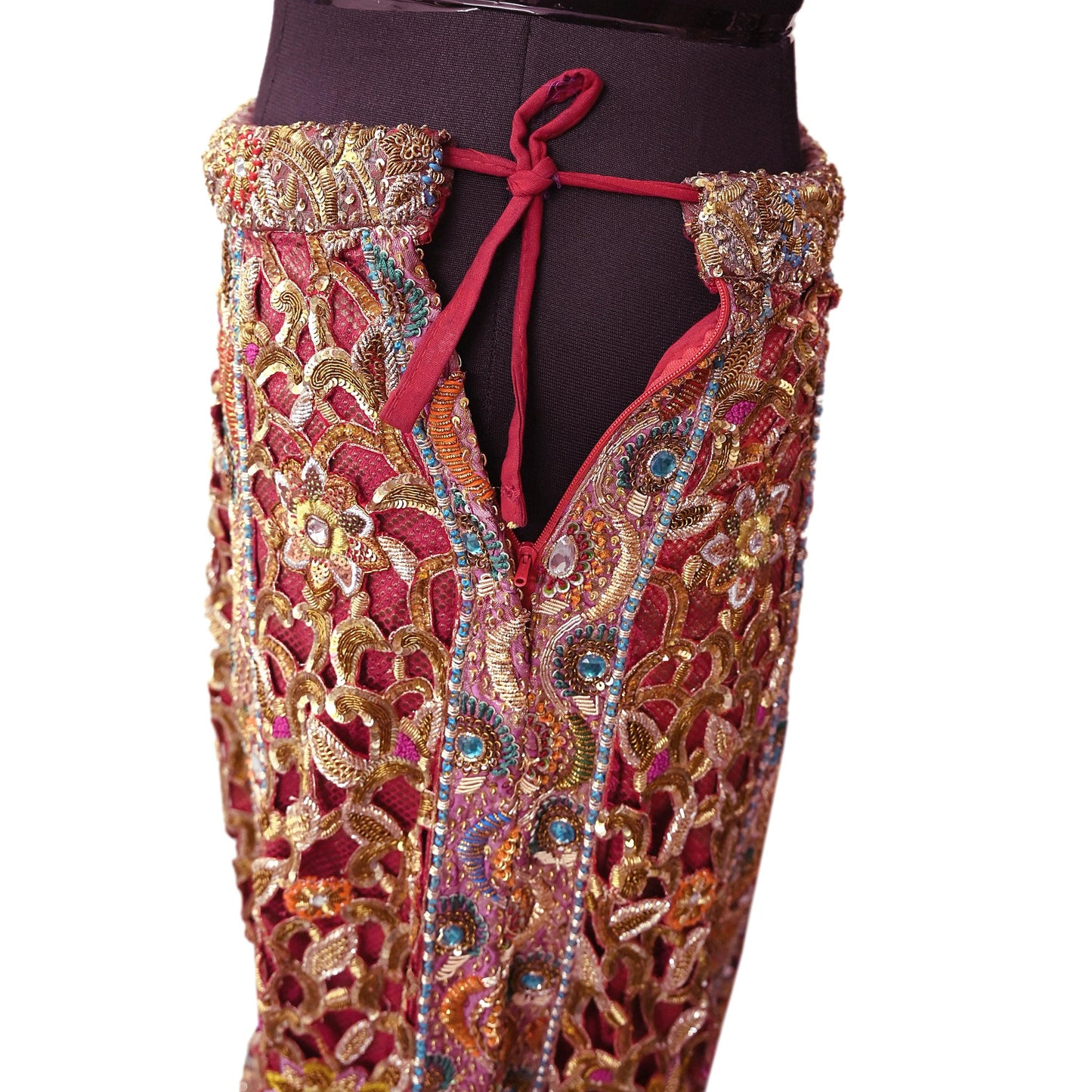 Indian Pre-Owned Heavy Wedding Red Pure Satin Silk Hand Embroidered Lehenga/Skirt Designer By Manish Malhotra Bridal Wear Zardozi/ Dabka