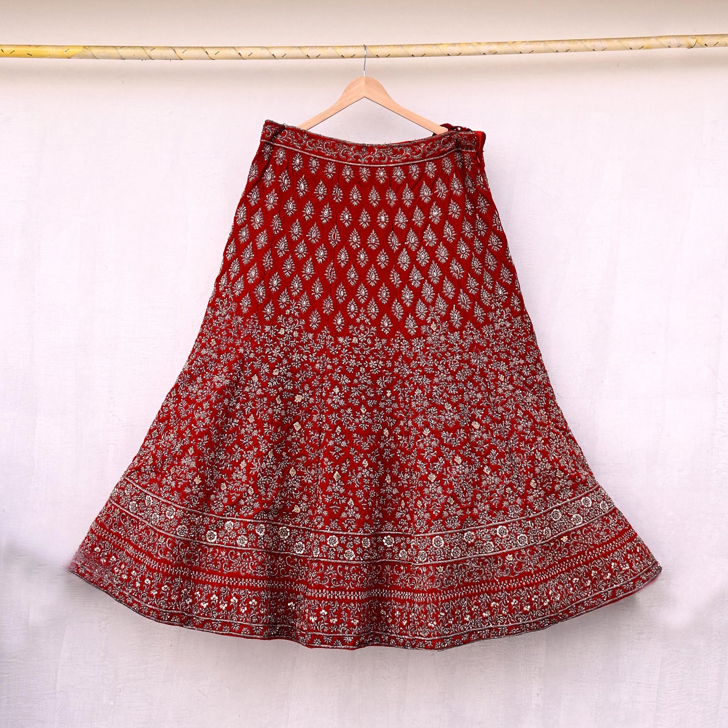 Indian Heavy Red Velvet Hand Embroidered Semi stitched Lehenga/Skirt Bridal Wear Zardozi/ Dabka Bollywood skirt Party wear