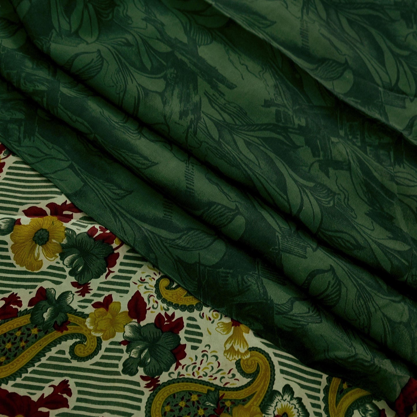 Indian Vintage Sari Green & Maroon Pure Crepe Silk Printed Sarees 5yd Sewing Soft Craft Fabric Wrap Upcycle Quilting Crafting Dress making