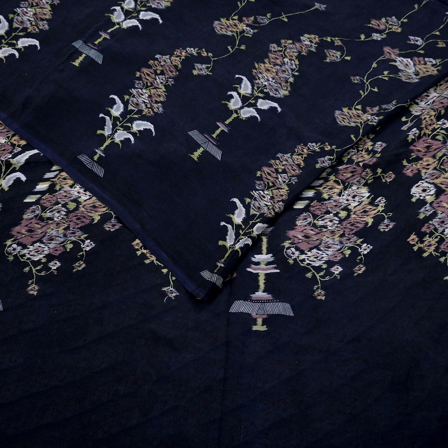 Indian Vintage Sari Gray & Blue Pure Silk Printed Saree 5yd Craft Fabric Sewing Floral Soft Dress Making Wrap used Quilting Crafting Upcycle