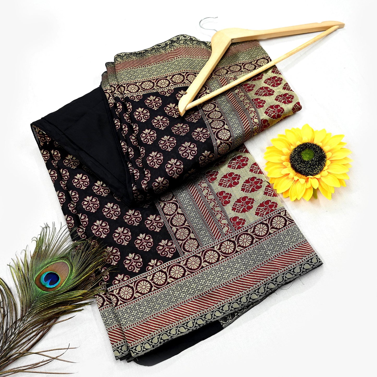 Vintage Heavy Black Sarees Pure Silk Hand Woven Sari Craft Fabric 5Yd Sewing Soft Ethnic Zari Dress Making Wedding Sari