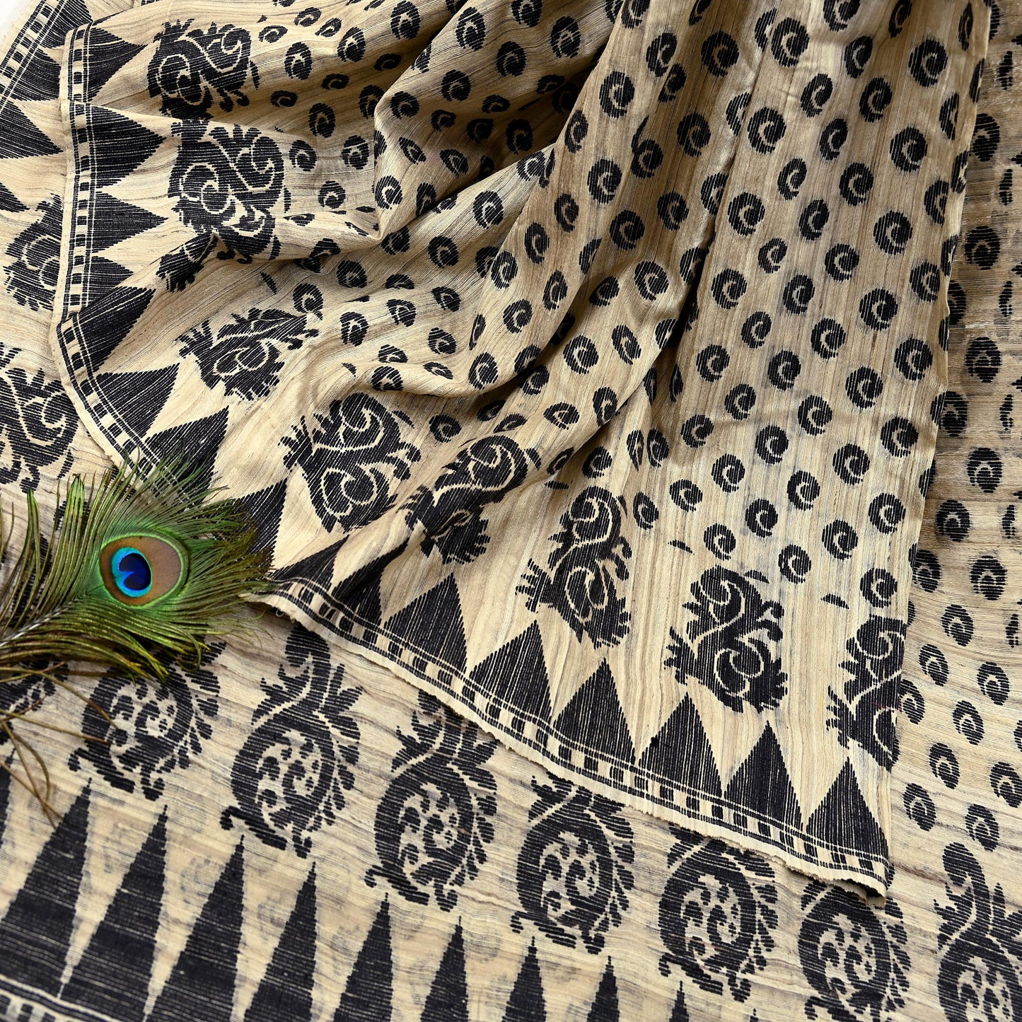 Indian Vintage Beige Saree Pure Khadi Silk Handloom Embroidered  Sari Craft Fabric 5yd Ethnic Wear Border Dress making Upcycle with Blouse