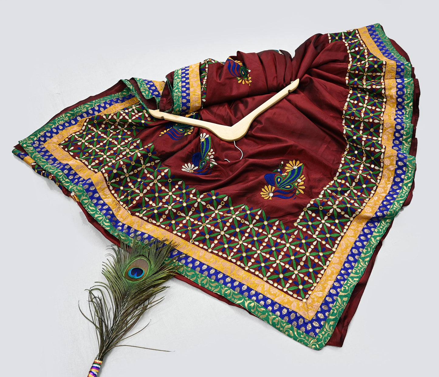 Indian Vintage Heavy Sarees Maroon Pure Silk Hand Embroidered Kutch work Sari Fabric 5Yd Sewing Ethnic Zardozi/dabka zari Wedding sarees