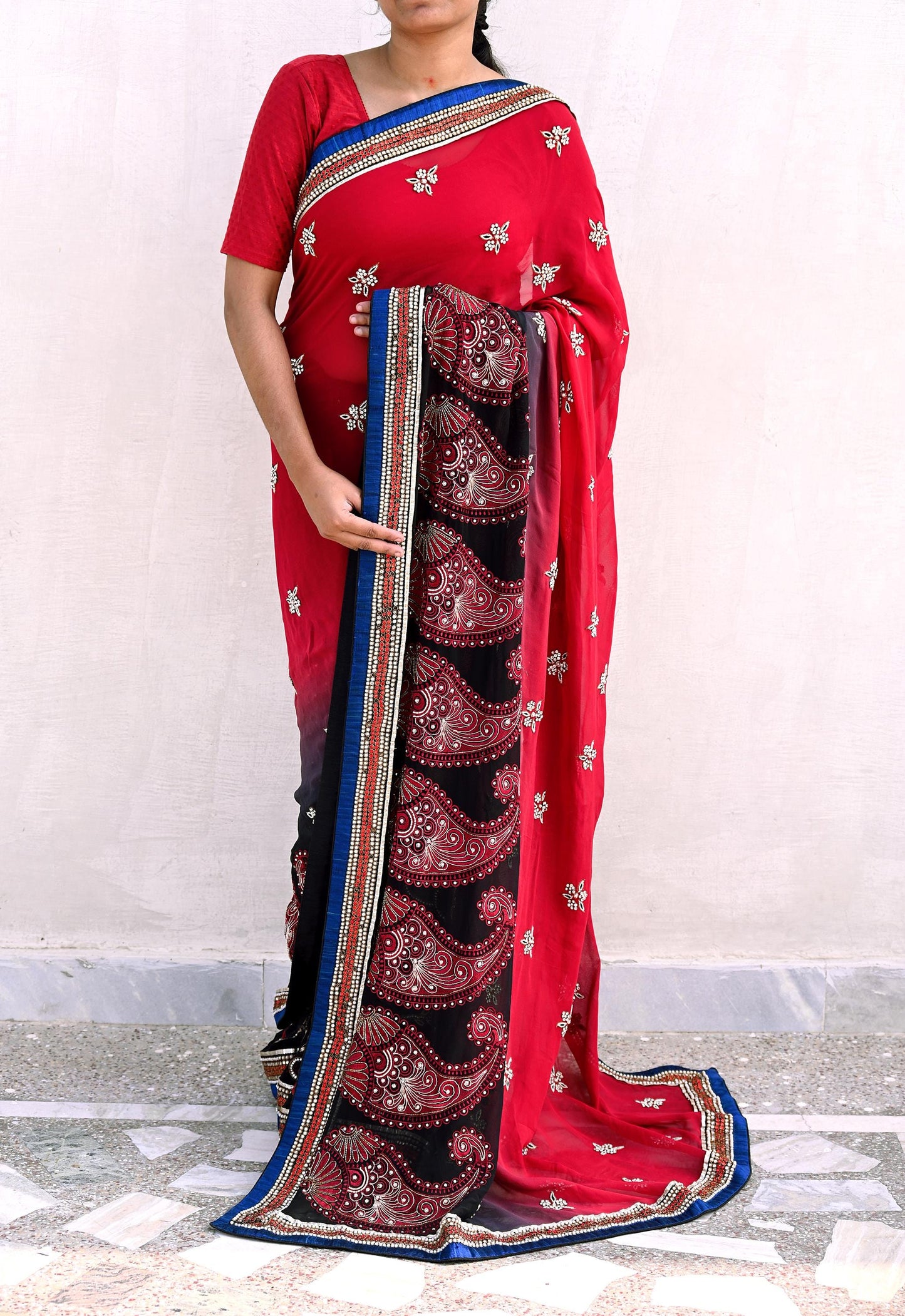 Indian Pre-owned Sari Red & Black Pure Georgette Silk Hand Embroidered Anamika Khanna Designer Sarees Ethnic 6Yd Sewing  Wedding Sarees