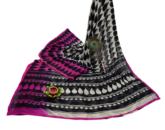 Indian Vintage Sari White & Black Hand Embroidered Printed Pure Georgette Silk Sari Saree Fabric 6Yd Sequins